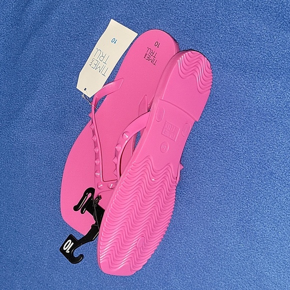 Sandles - Picture 4 of 4